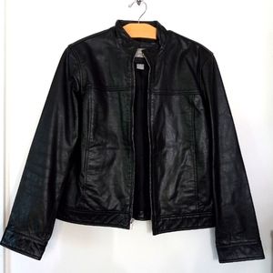 Old Navy Genuine Leather Black Moto Crop Jacket. Size Medium